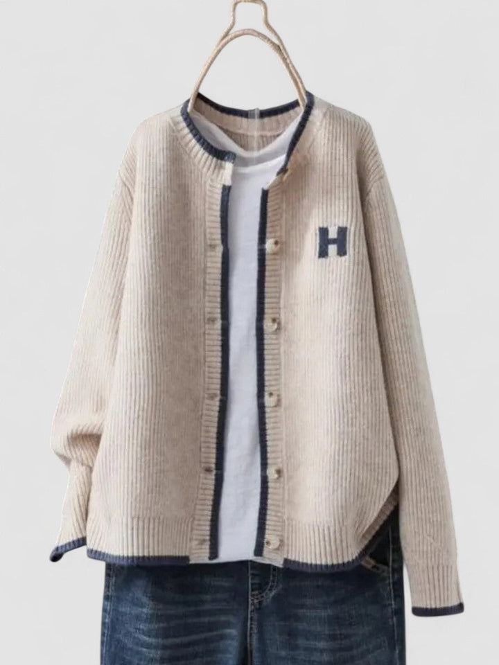 Helena - Classic Cardigan