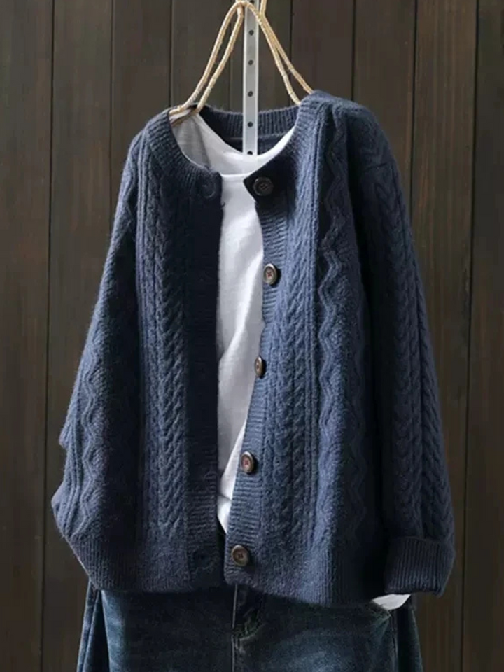 Lorença - Knitted Cable Cardigan