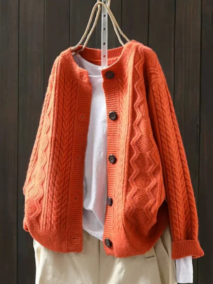 Lorença - Knitted Cable Cardigan