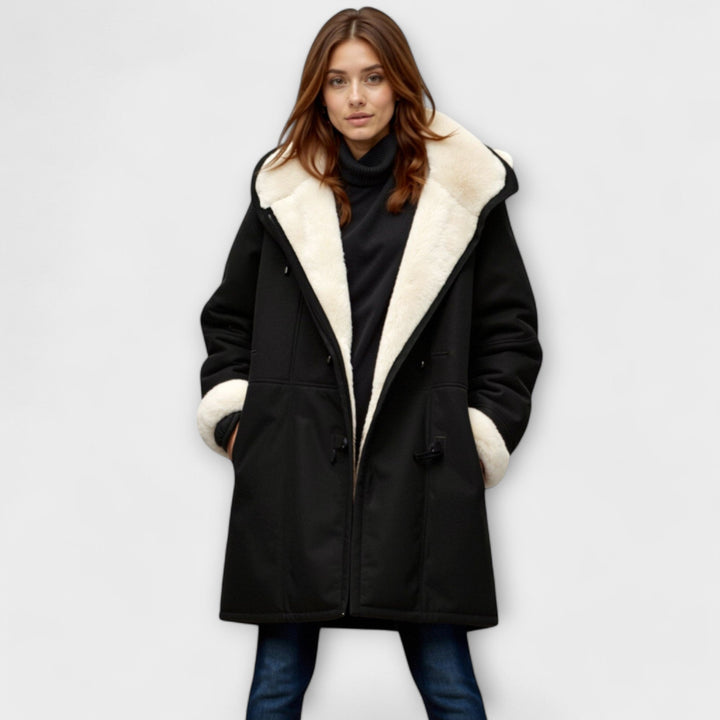 Ana - Cozy Coat with Fur