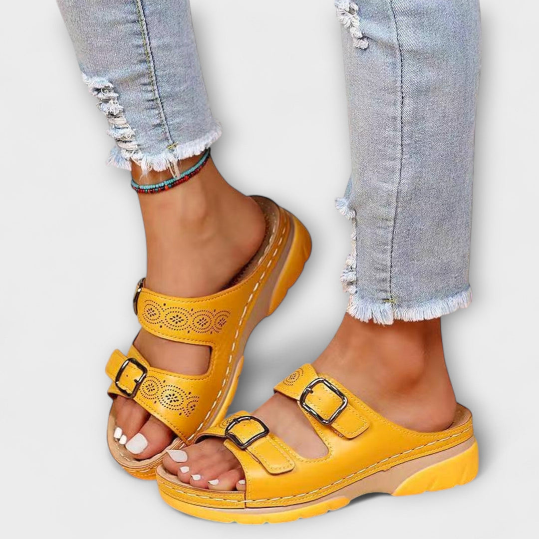 Gertrud - Mules en Cuir à Boucles