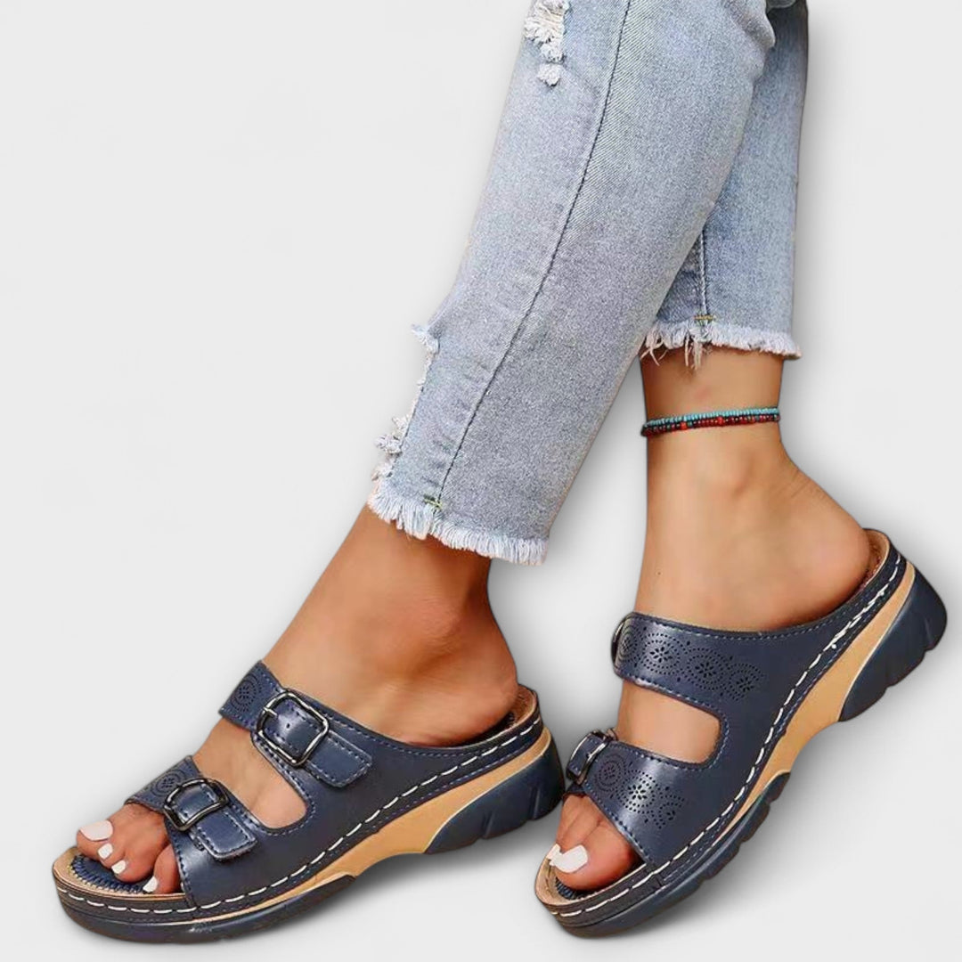 Gertrud - Mules en Cuir à Boucles
