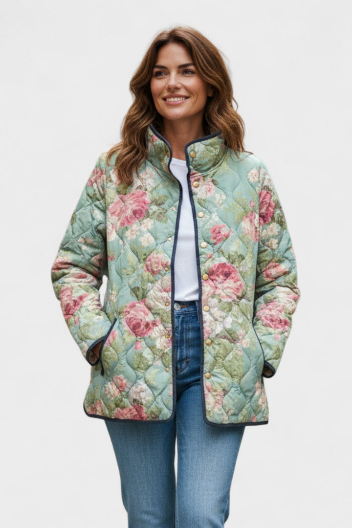 Mathilde – Steppjacke mit Rosenmuster
