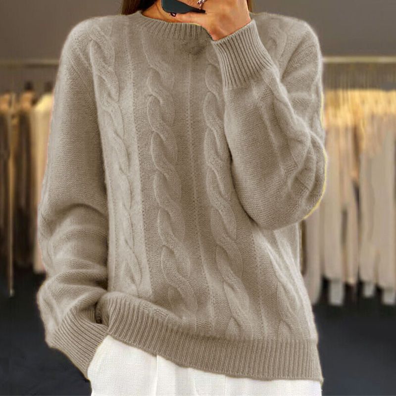 Fainlinn - Winter Elegance Sweater