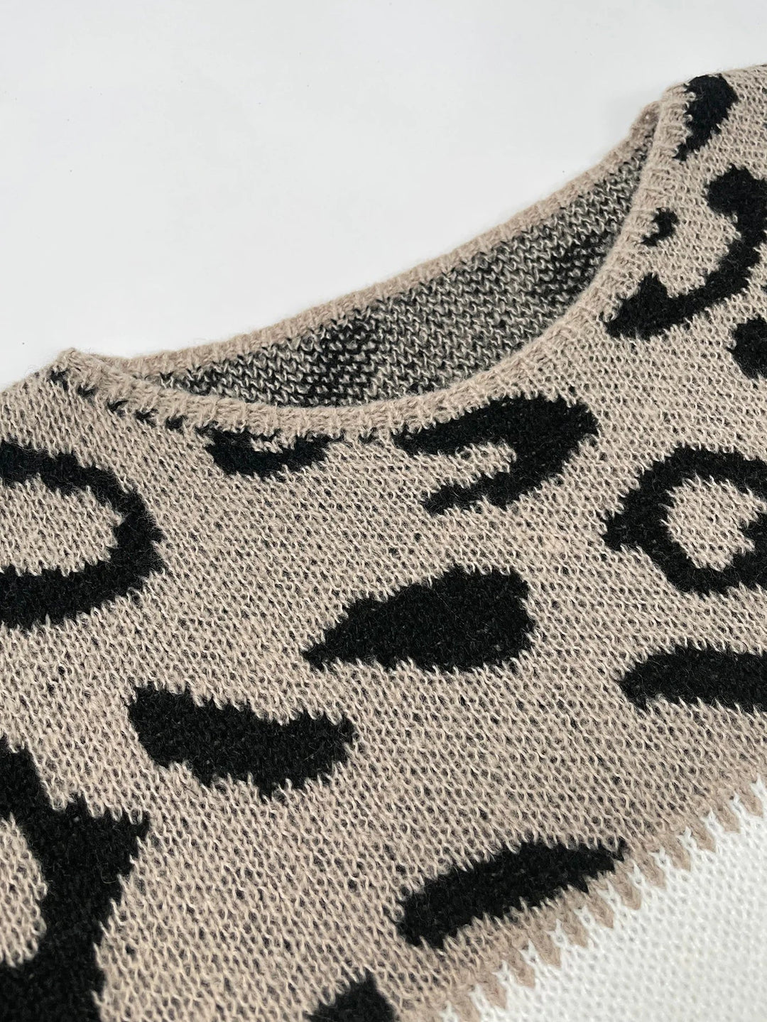 Sceirlinn - Leopard Print Sweater