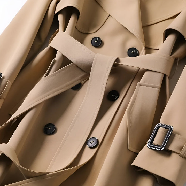Vespera - Elegant and Sophisticated Coat
