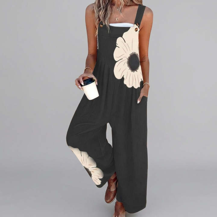 Niamh - Elegant oversized monochrome floral