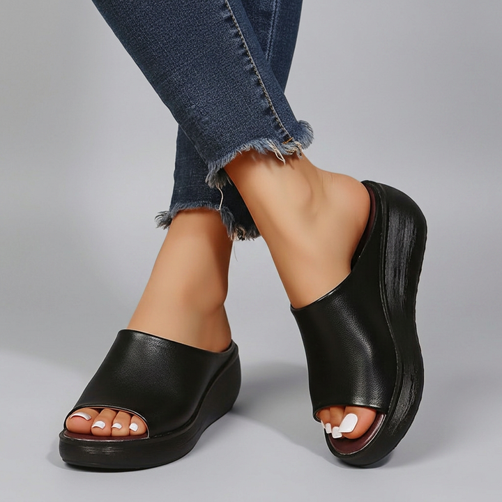 Elsie - Orthopaedic Sandals